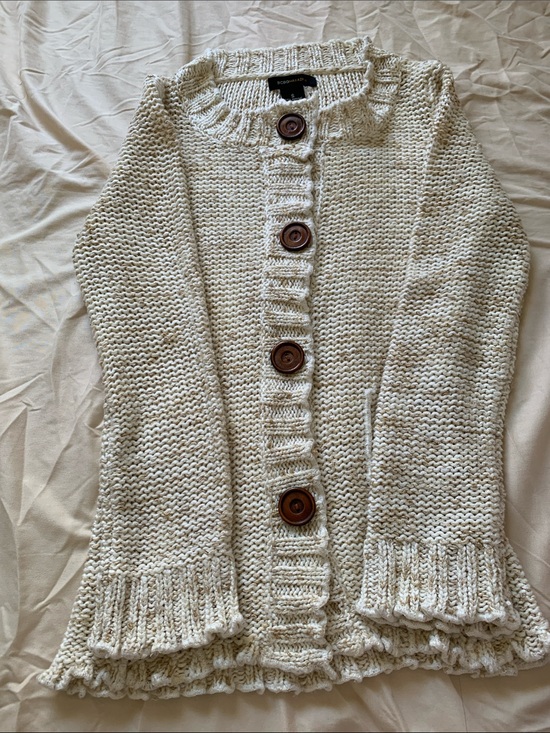 BCBGMaxAzria Sweaters - BCBGMaxAzria Cream Chunky Knit Button-Front Cardigan